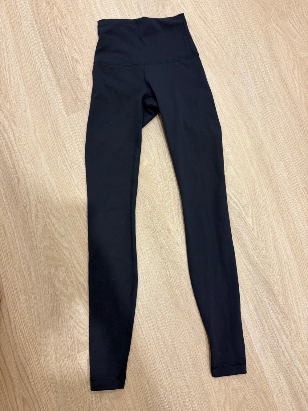 Women Black lululemon Pants